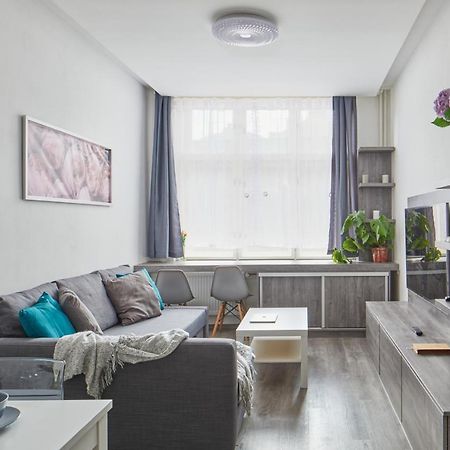 Minimalist Apartment On Wenceslas Square By Prague Days Kültér fotó