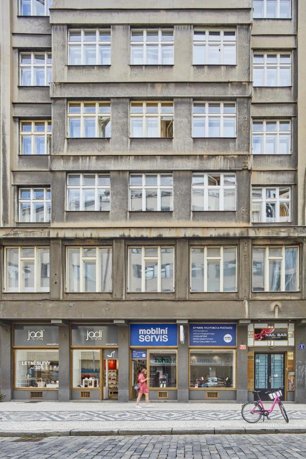 Minimalist Apartment On Wenceslas Square By Prague Days Kültér fotó