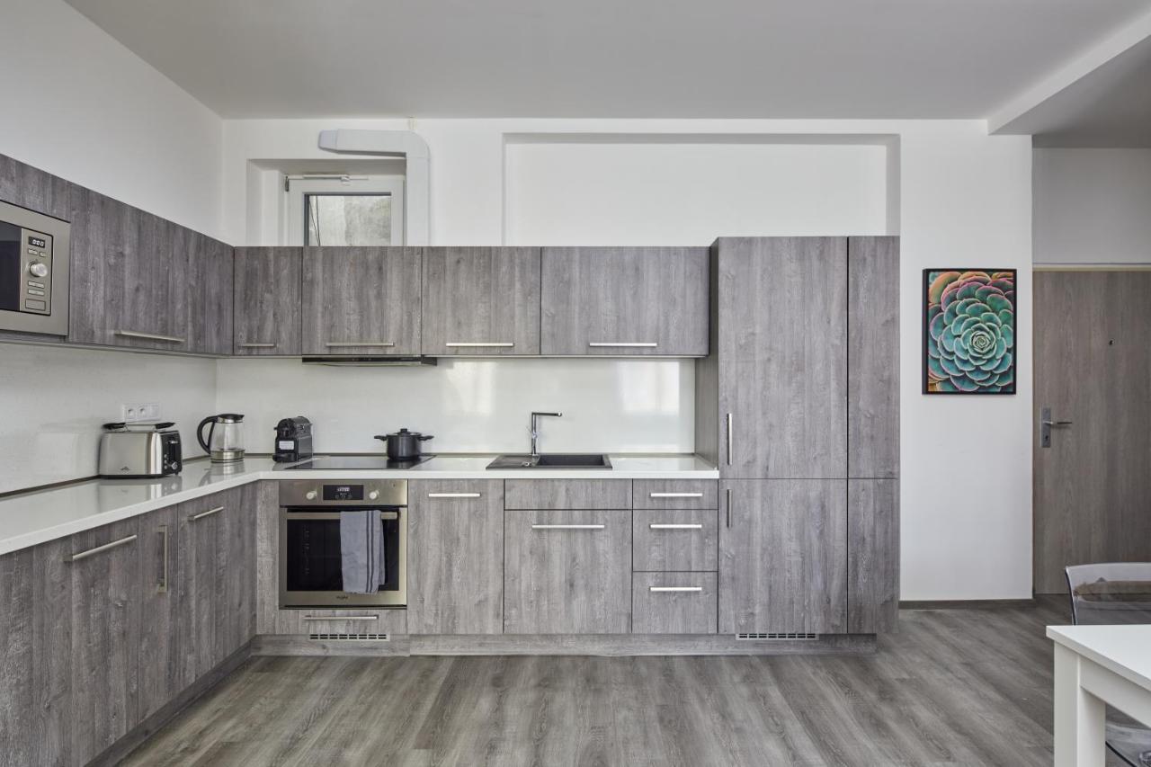 Minimalist Apartment On Wenceslas Square By Prague Days Kültér fotó